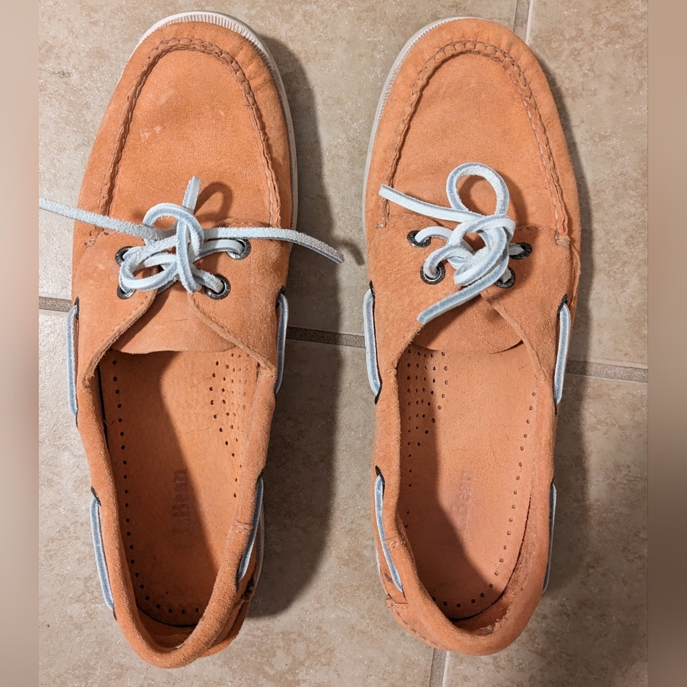 LL Bean Women's suede boat shoes coral peach
